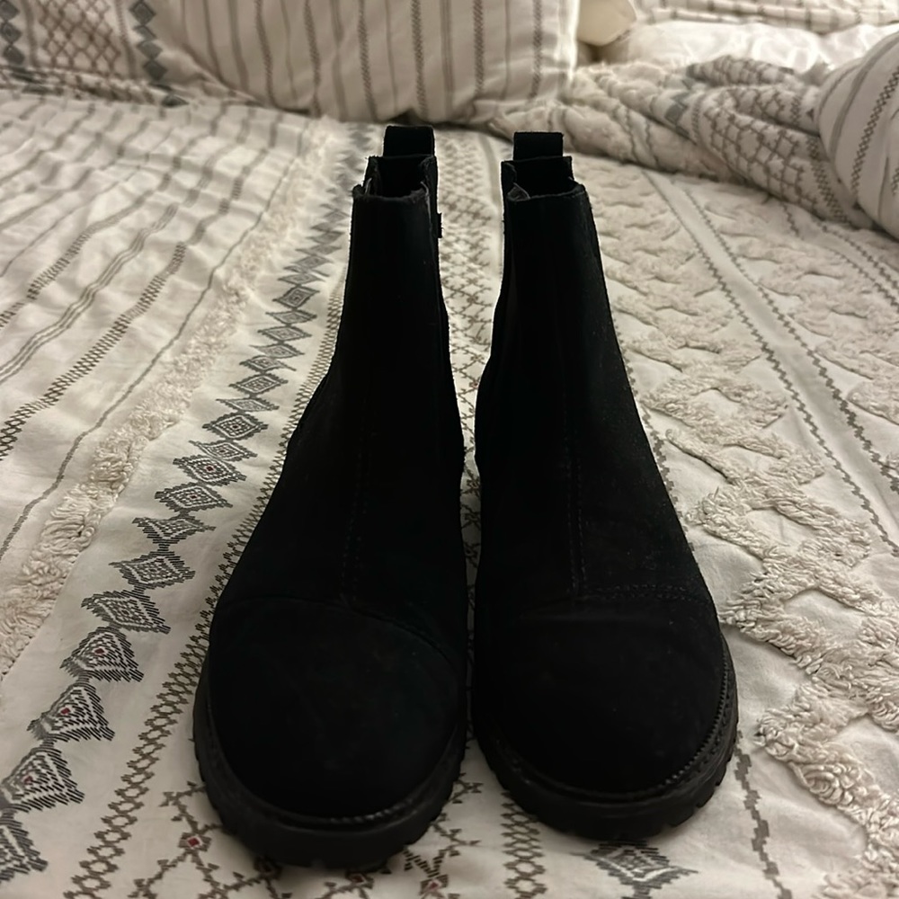 Black Tom’s Boots